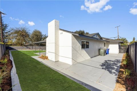 A home in La Mirada