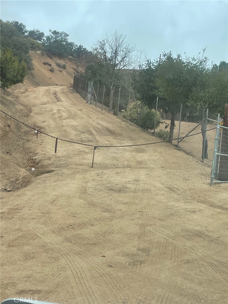 Land 21+ Acres in Acton California Fantastic opportunity to own Land, take 5 Fwy North to 14 Fwy North exit Escondido Canyon Rd right, do right on Hubbard Rd, to Upper's Young Canyon is a beautiful drive from Los Angeles. you may go GPS Latitude 34.471735 and Longitude -118.255848 must buy with other 3 lots next to it, para mas information llame hablo Espanol, seller will carry with 50 % down, for the 4 lots @ $47,500 each