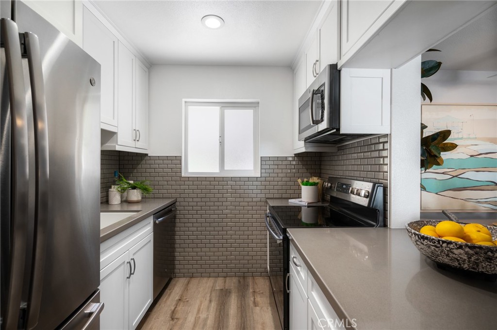15 15th Street 6