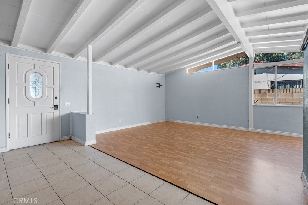 2540 W Picadilly Way