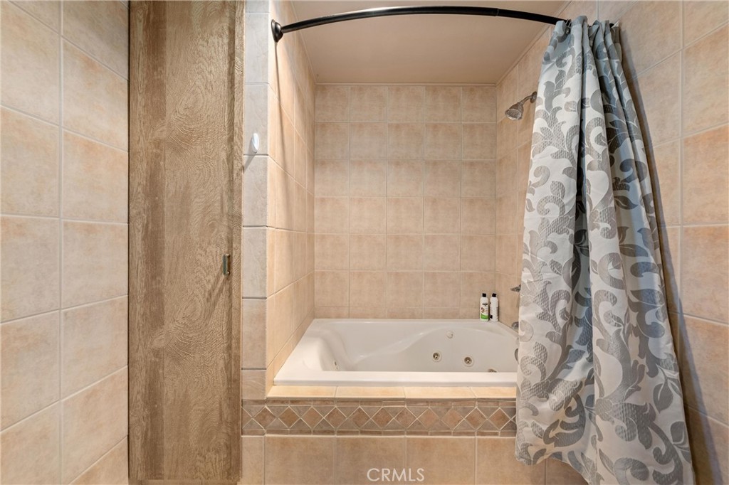 Alpine Village (32611) - Residential