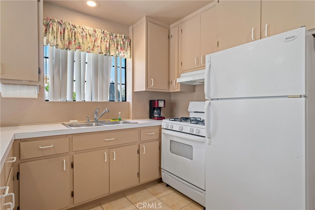 Alpine Village (32611) - Residential