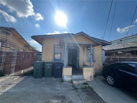 Photo of 2424 E Stockwell Street, Compton, CA 90222 (MLS # PW25021219)