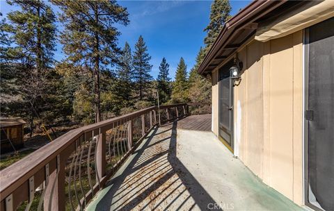 A home in Angelus Oaks