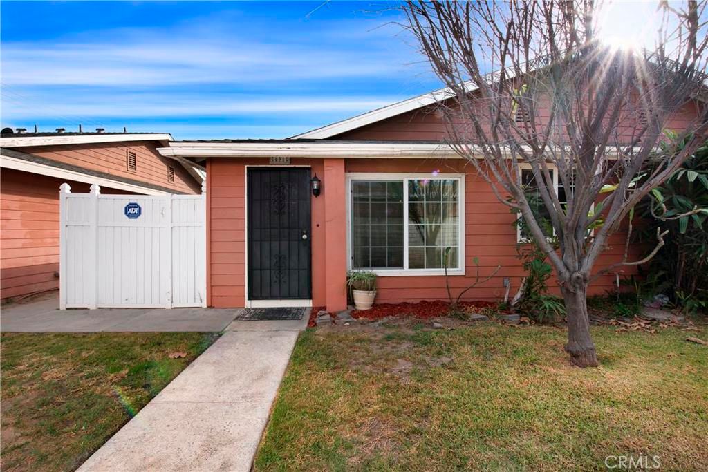 listing image 130729845039896668545
