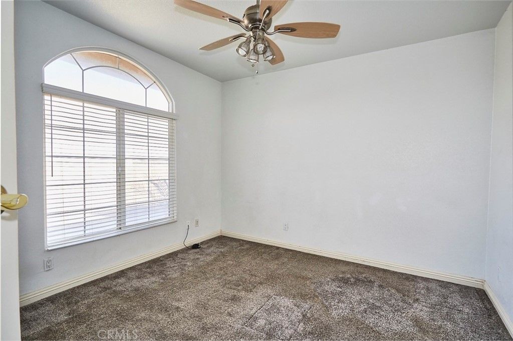 listing image 130724869023044997020
