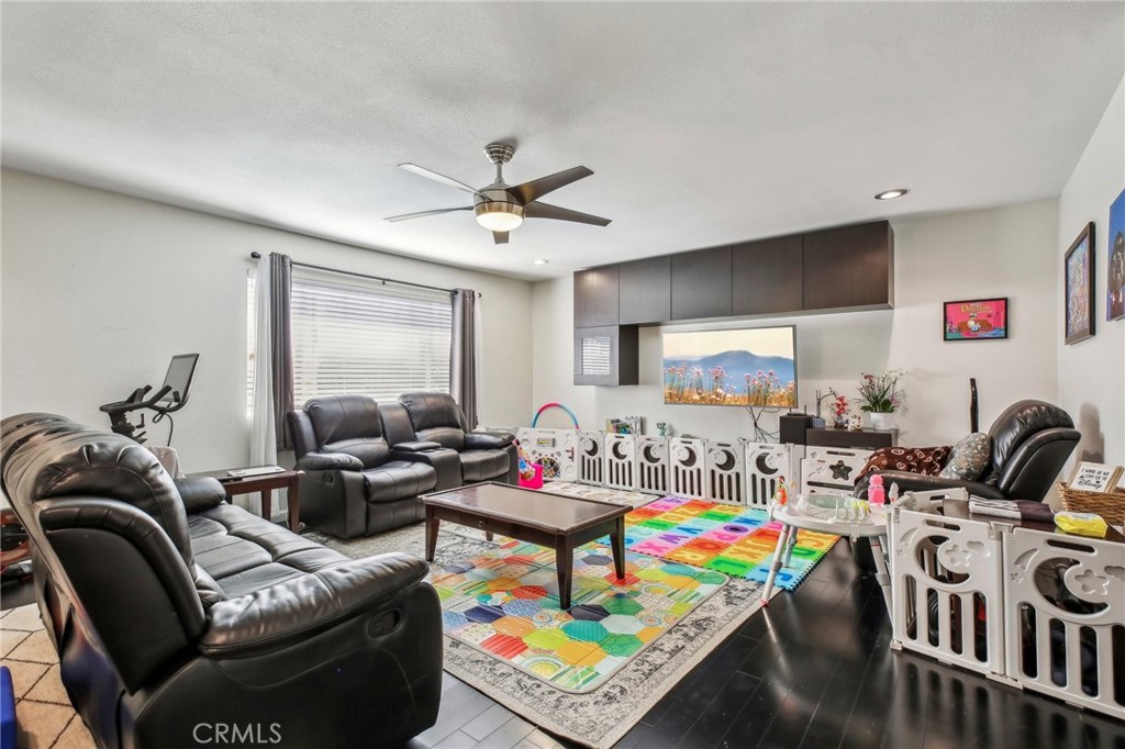 3939 N Virginia Road 216
