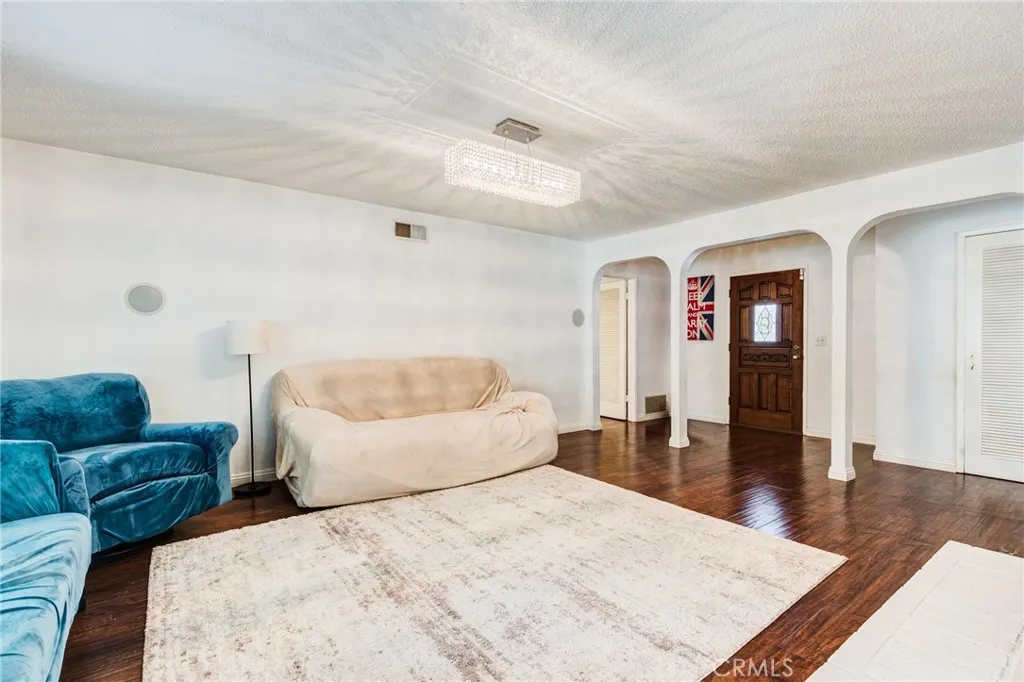 Diamond Bar, California 91765, United States, 3 Bedrooms Bedrooms, ,2 BathroomsBathrooms,Residential,Active,98299