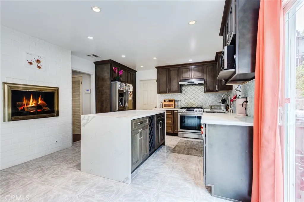 Diamond Bar, California 91765, United States, 3 Bedrooms Bedrooms, ,2 BathroomsBathrooms,Residential,Active,98299