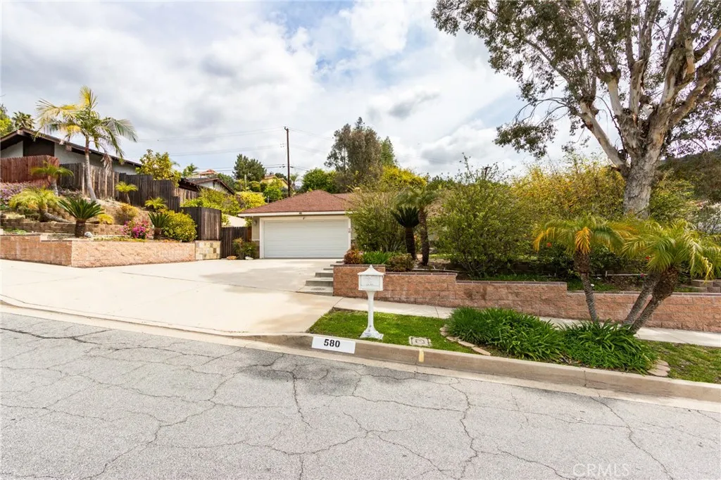 Diamond Bar, California 91765, United States, 3 Bedrooms Bedrooms, ,2 BathroomsBathrooms,Residential,Active,98299