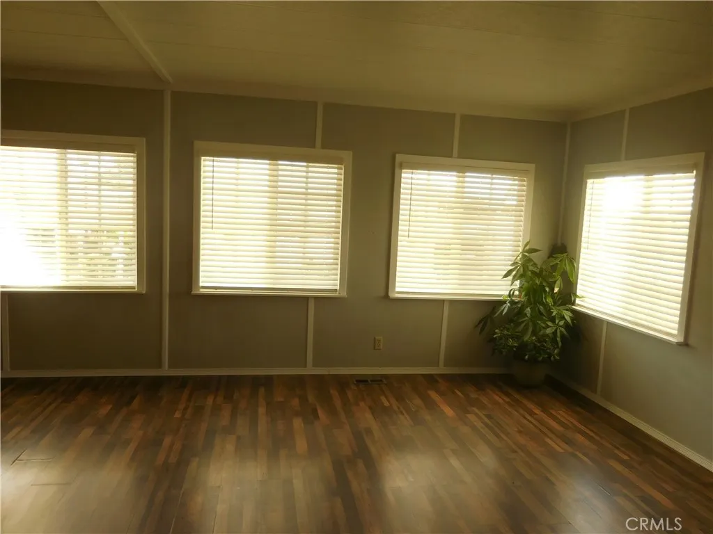 Hemet, California 92544, United States, 3 Bedrooms Bedrooms, ,2 BathroomsBathrooms,Residential,Active,39676