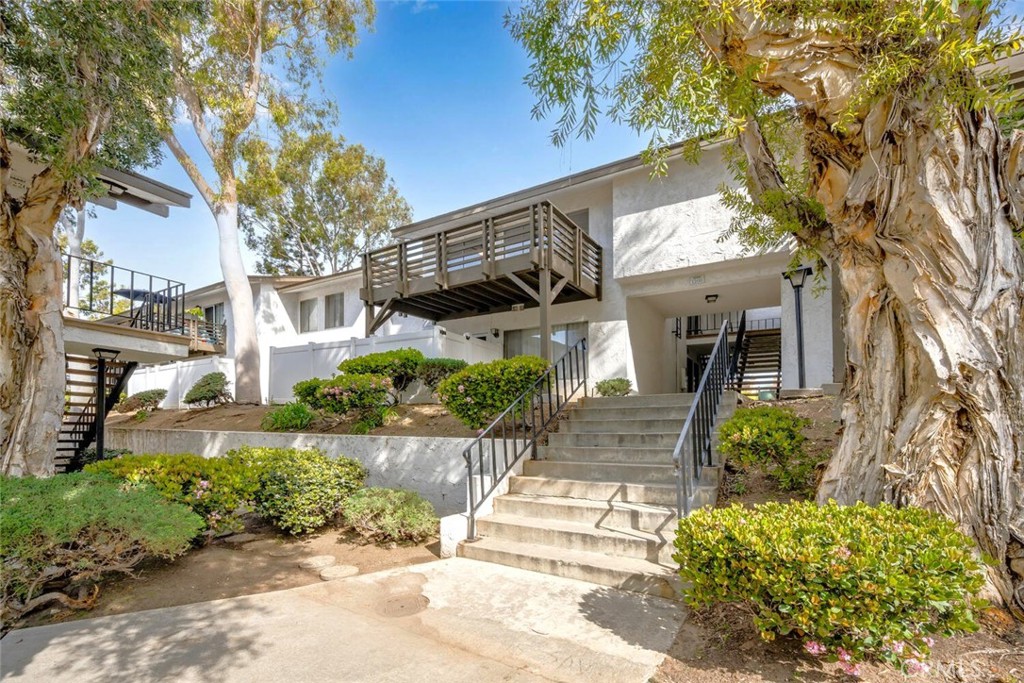 Woodlake Village (WDLK) - Residential