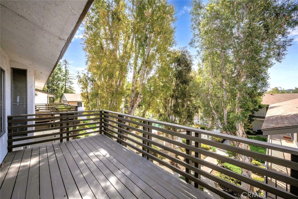 Woodlake Village (WDLK) - Residential