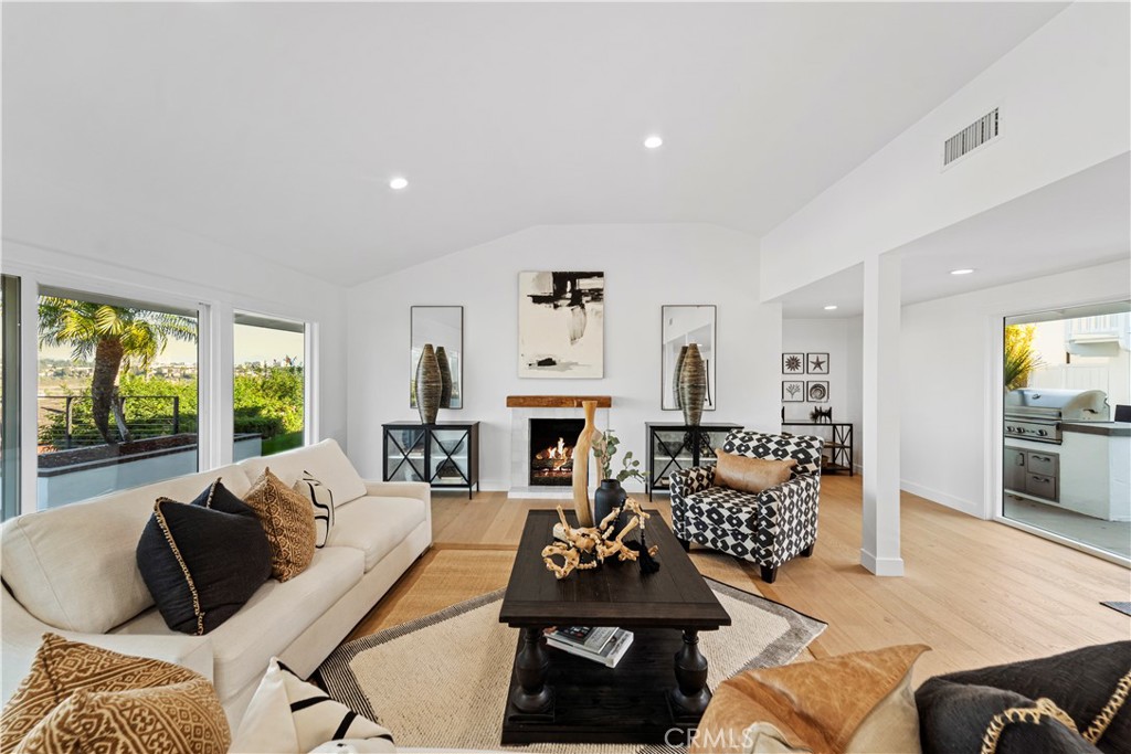 1912 Santiago Drive