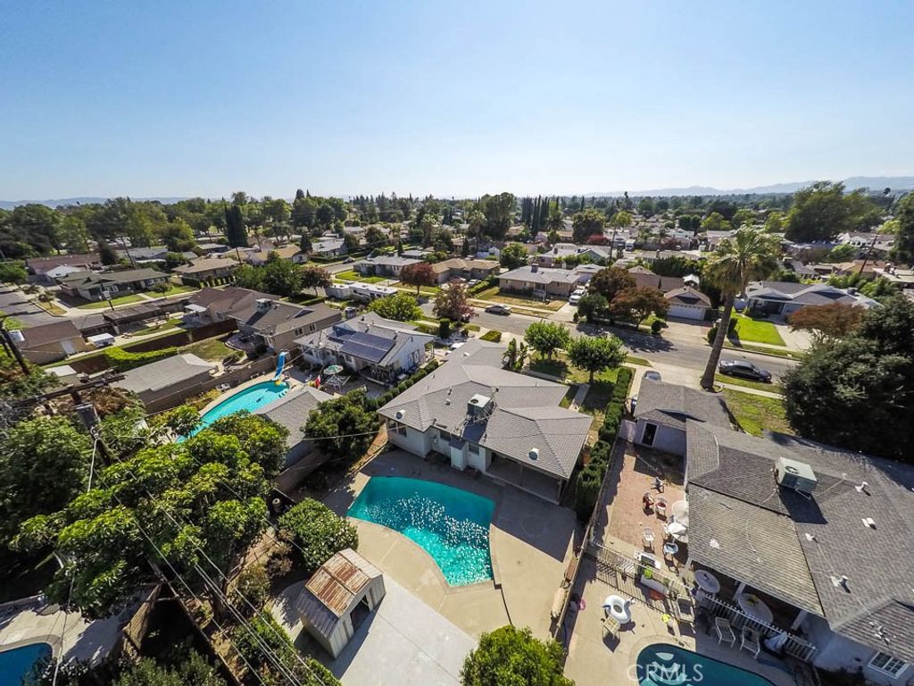 listing image 130720060491332284987