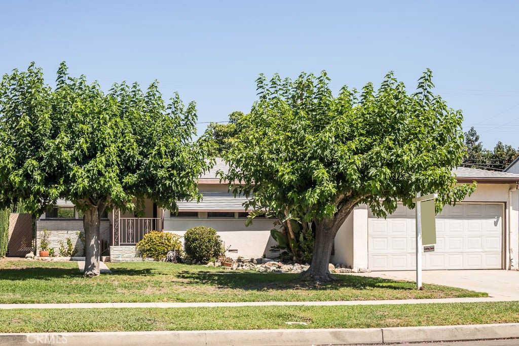 listing image 130720516719522549172