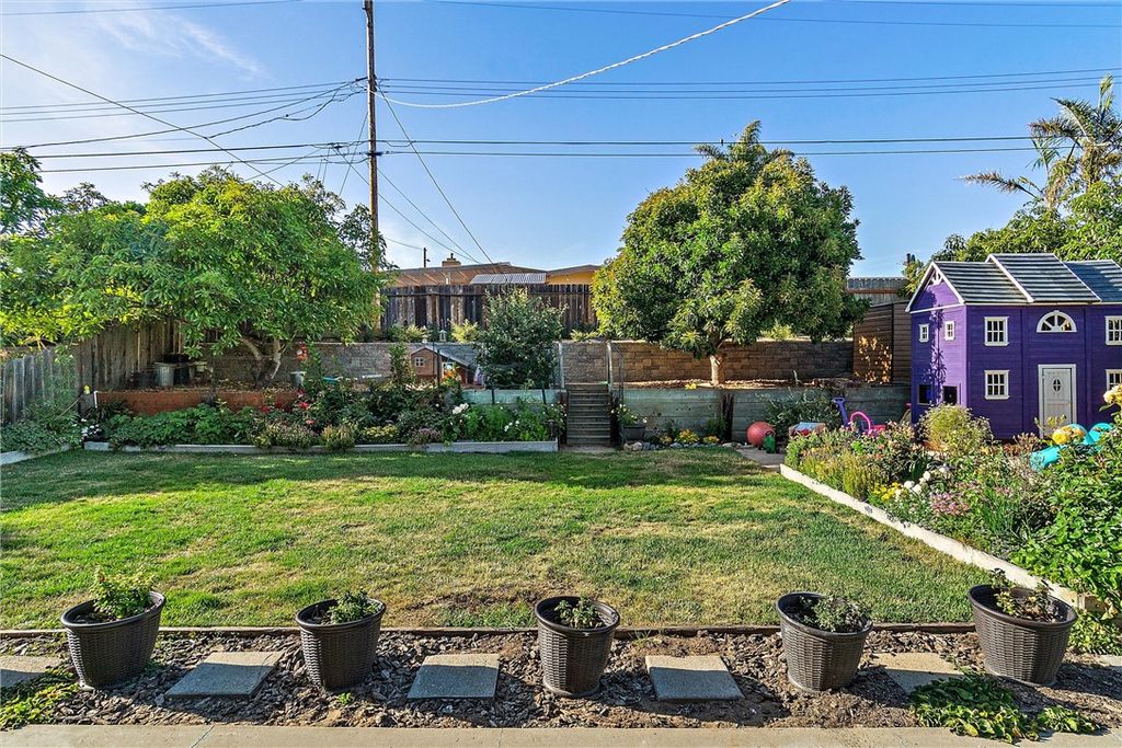 listing image 130722699600369182400