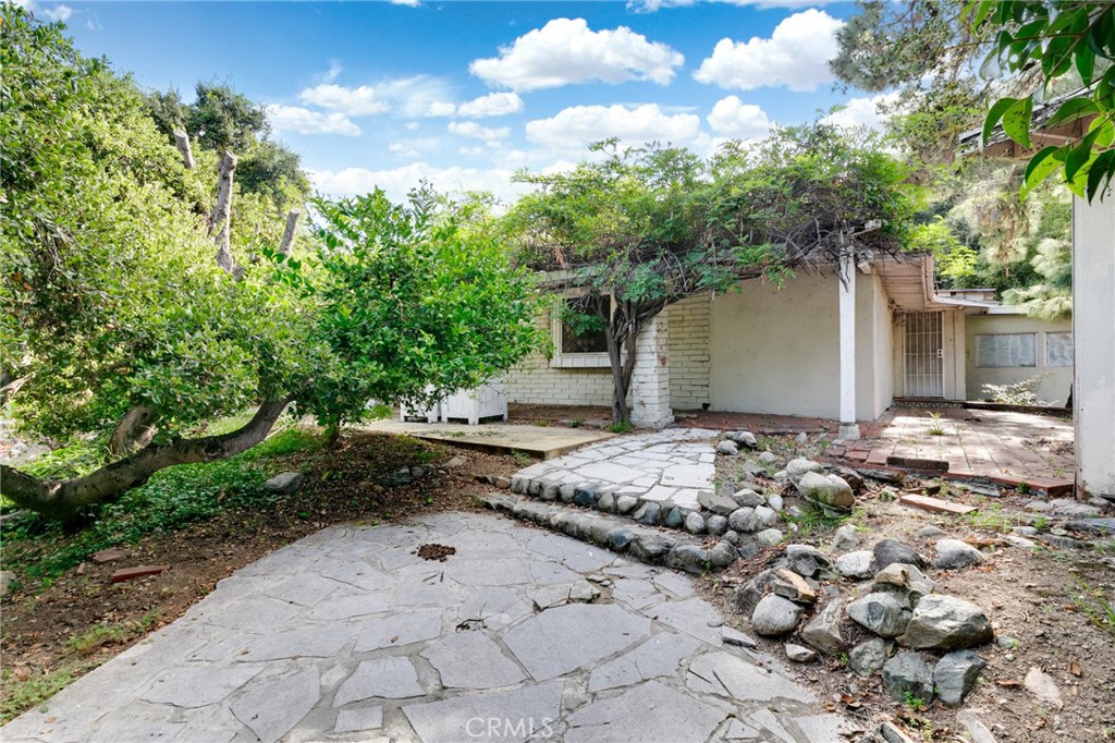 18 Woodlyn Lane