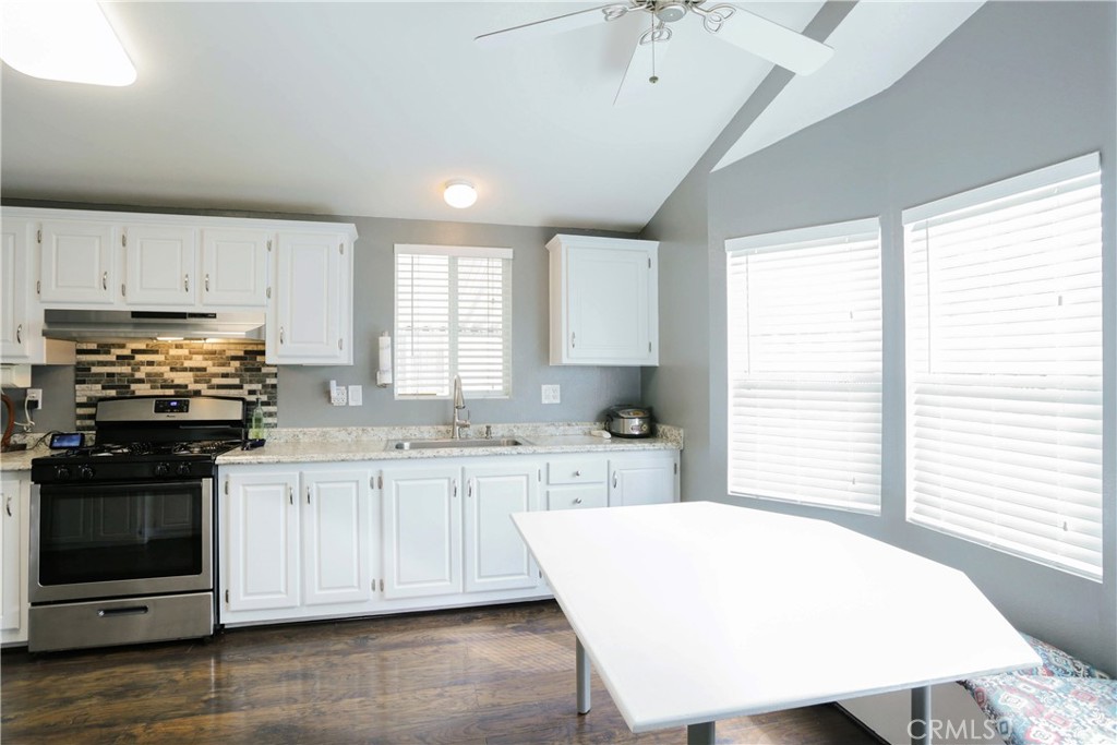 ,Anaheim Mobile Estates - Manufactured In Park