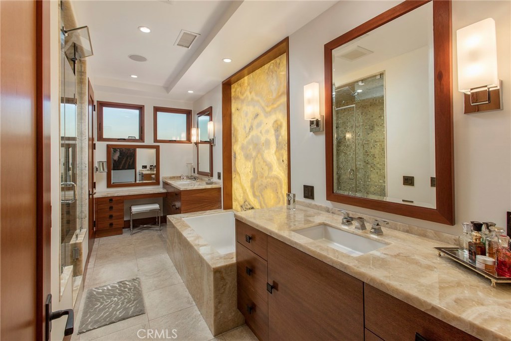 Balboa Island - Main Island (BALM) - Residential