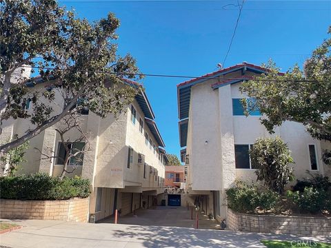 702 S Stoneman Ave E Alhambra CA 91801