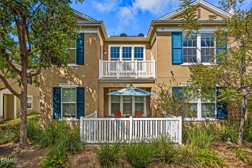 This adorable, light and bright upstairs condo is move-in ready for a new owner. Sparkling clean from floor to ceiling and full of recent upgrades including new carpet, window coverings, blackout blinds in bedrooms, ceiling fans, new kitchen sink and faucet, LED lighting and new paint throughout! Shows like a brand new unit! Granite kitchen counter tops and stainless steel appliances, too! Nothing has been overlooked in this cutie! Close to Government Center, shopping, and 126/101. Welcome home to Harmony!