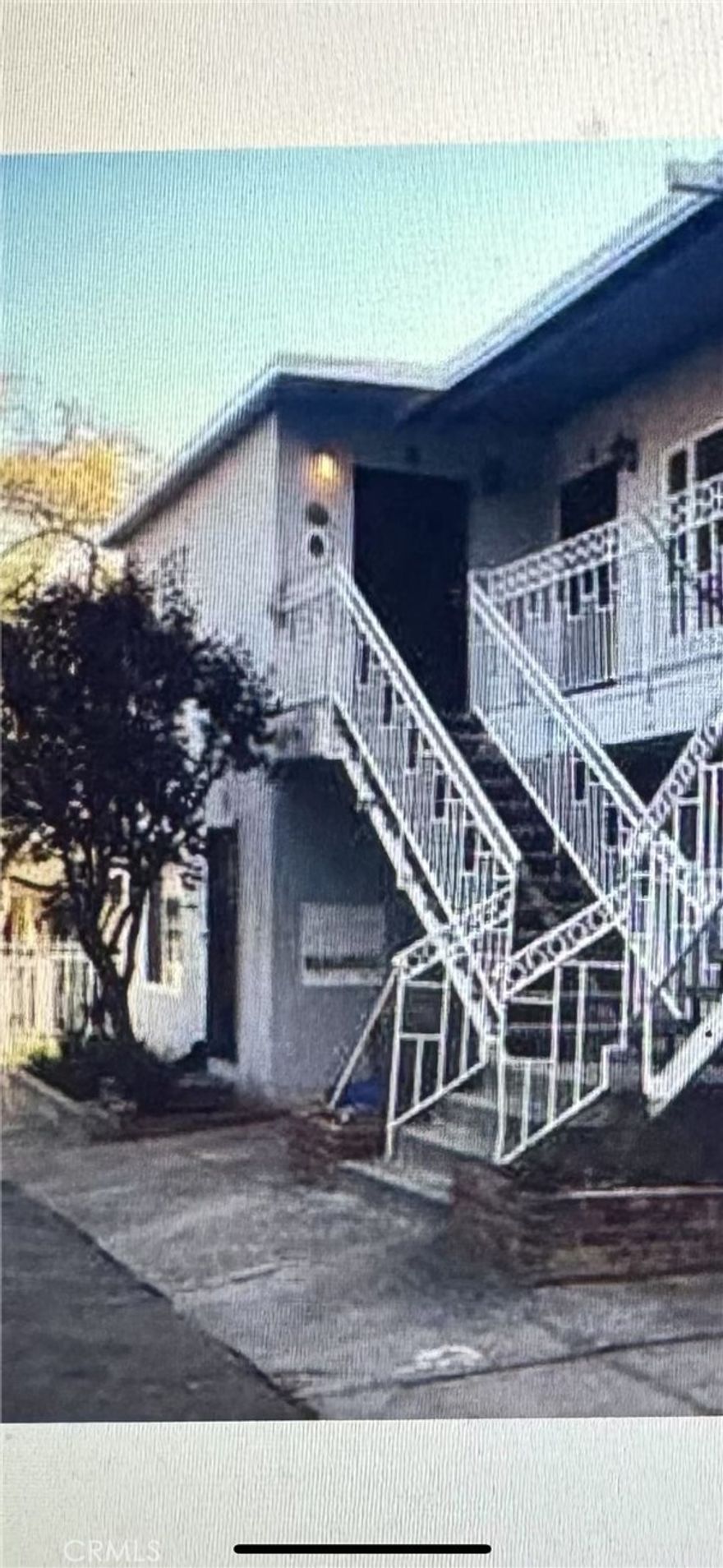 all units updated a few years ago, 8 carport parkings at back, low expense, seperate eletric and gas meter, good street. High current rent more then 15k a month