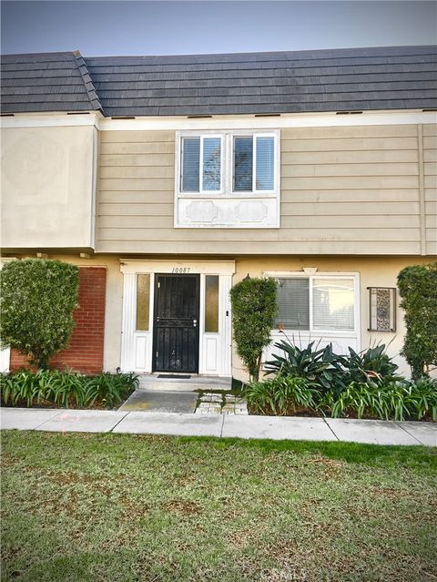 A home in Fountain Valley