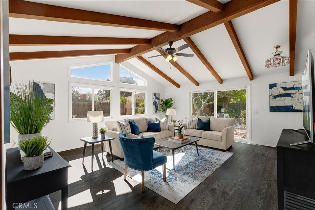 listing image 130727803371888399436