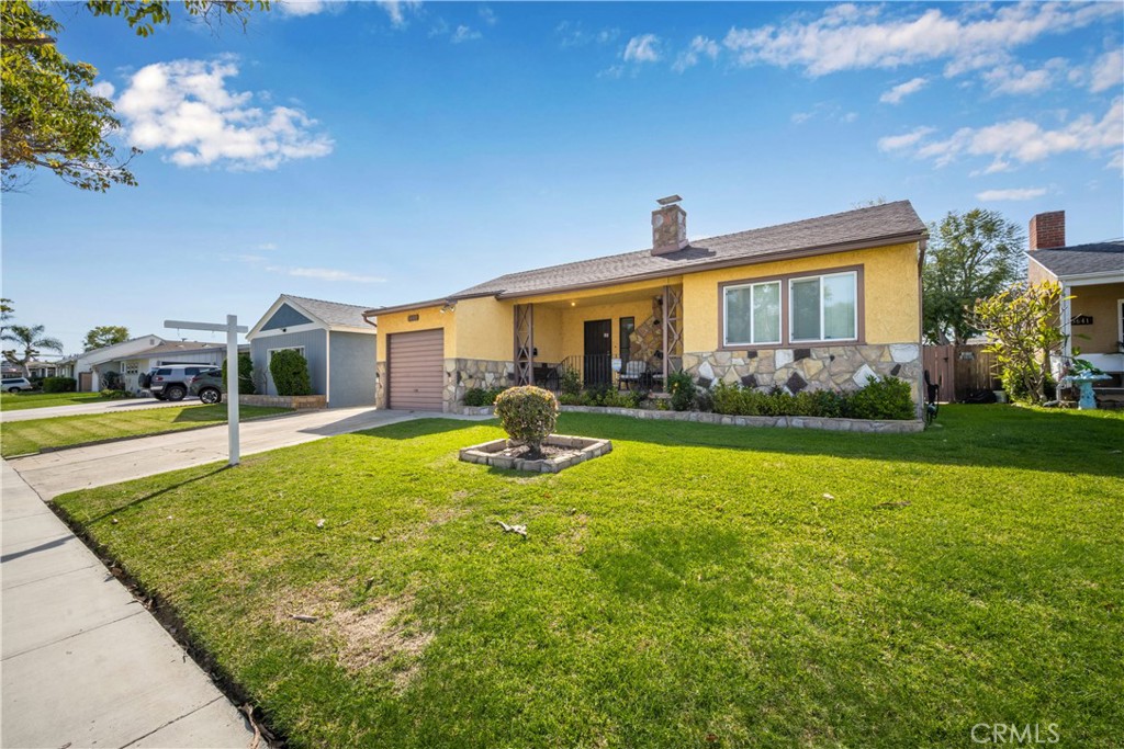 3635 Conquista Avenue