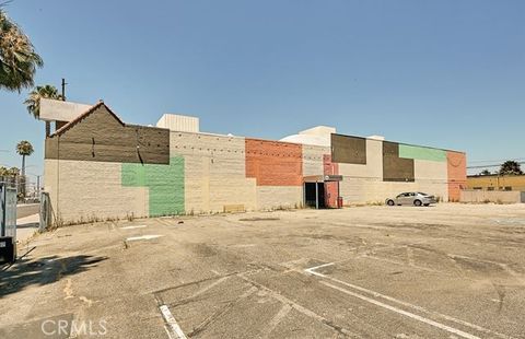 Photo of 1628 Long Beach Boulevard, Long Beach, CA 90813 (MLS # SB24069778)