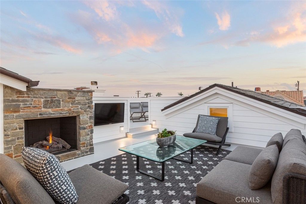 listing image 130726087490346256863