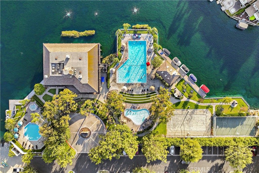 listing image 130722308702144346969