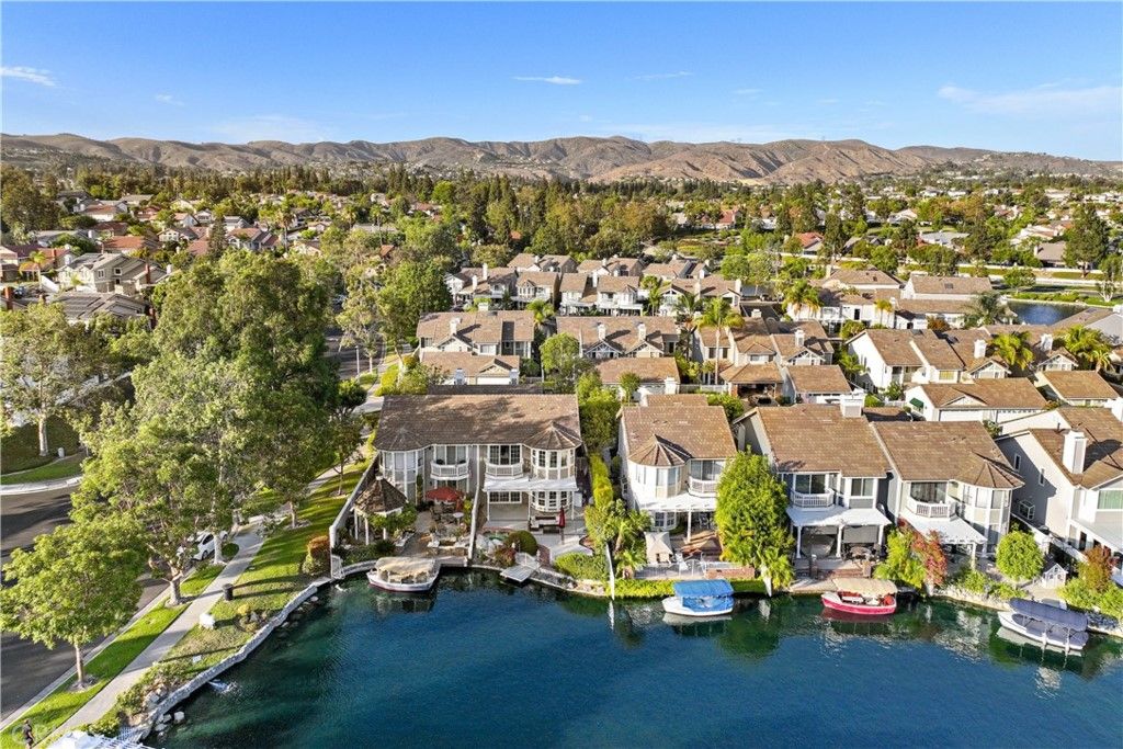 listing image 130729307354742134369