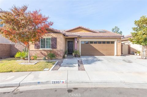 A home in Lake Elsinore