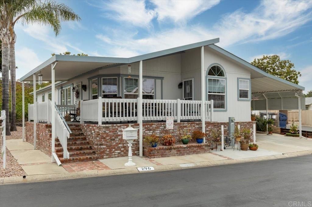 listing image 130724159232419351144