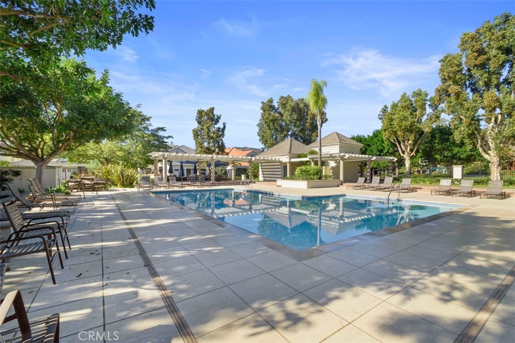 Crest De Ville Terraces (CDT) - Residential