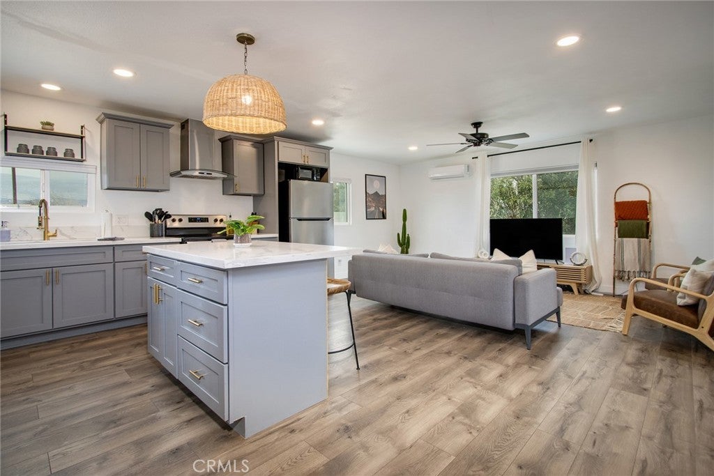 877 Phillips Road