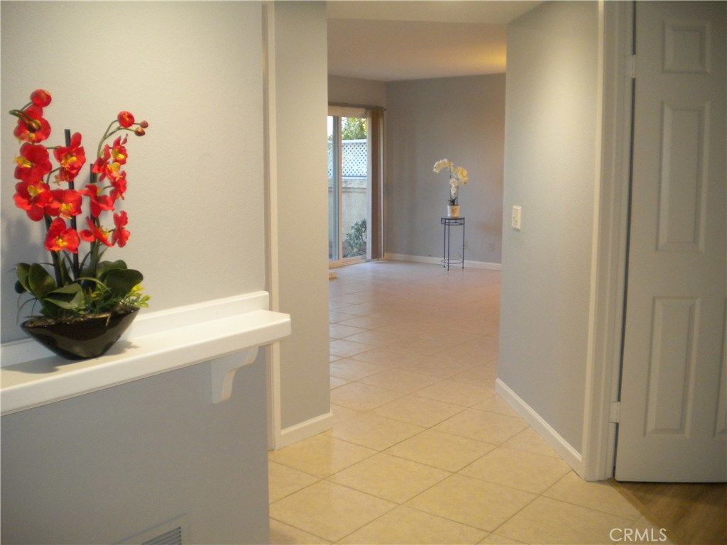listing image 130726165494050038319