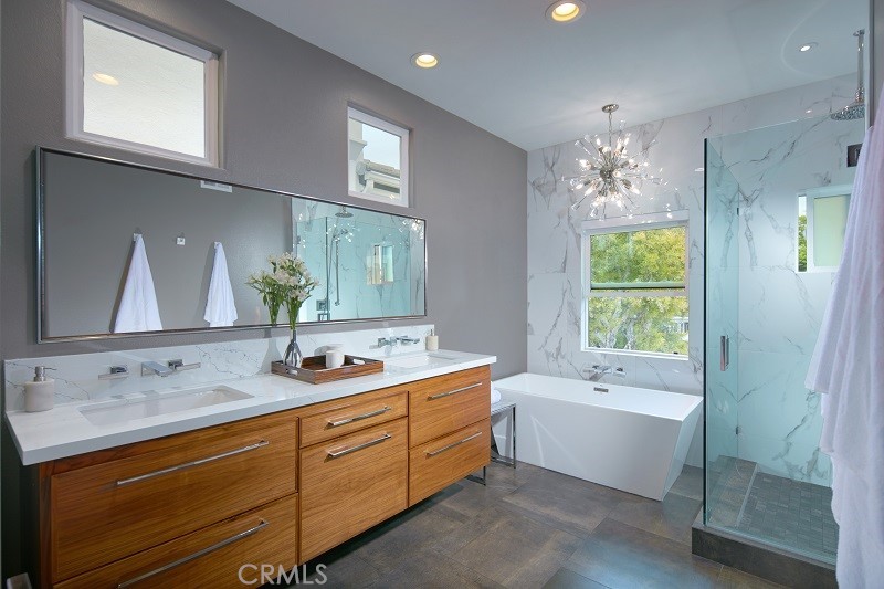 Corona del Mar South of PCH (CDMS) - Residential