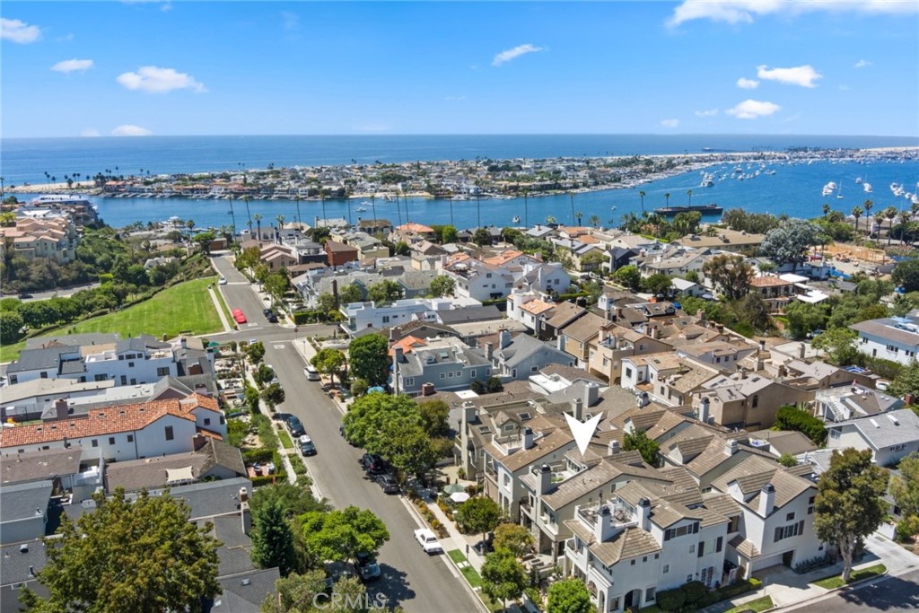 Corona del Mar South of PCH (CDMS) - Residential