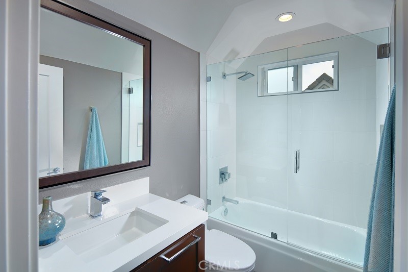 Corona del Mar South of PCH (CDMS) - Residential