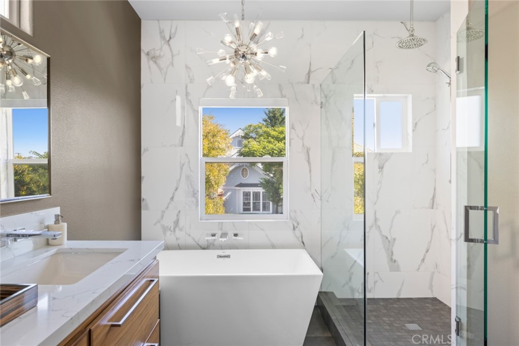 Corona del Mar South of PCH (CDMS) - Residential