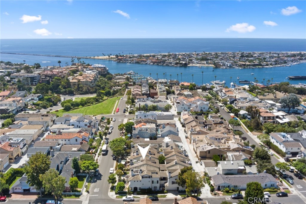 Corona del Mar South of PCH (CDMS) - Residential