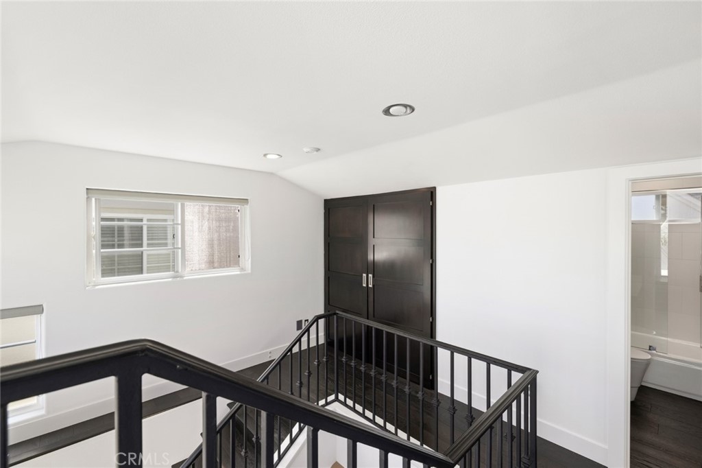 Corona del Mar South of PCH (CDMS) - Residential