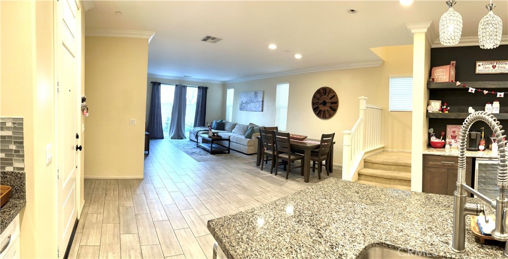 Photo 7 of 21 of 3115 E Mayacama Way house