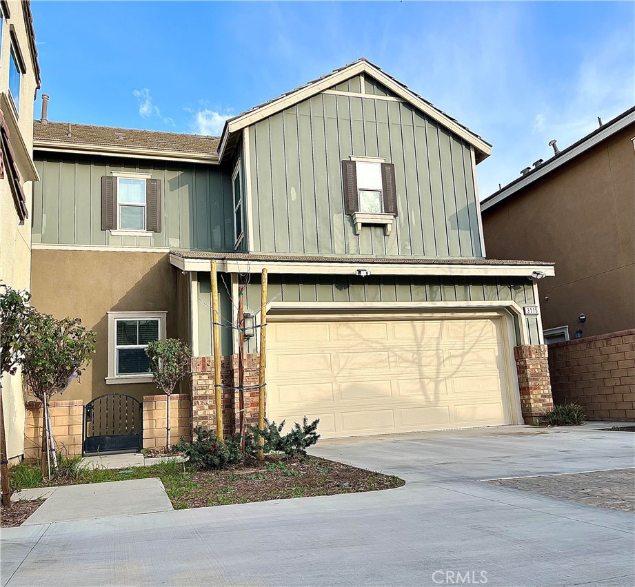 Photo 2 of 21 of 3115 E Mayacama Way house