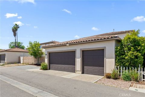 A home in Reseda