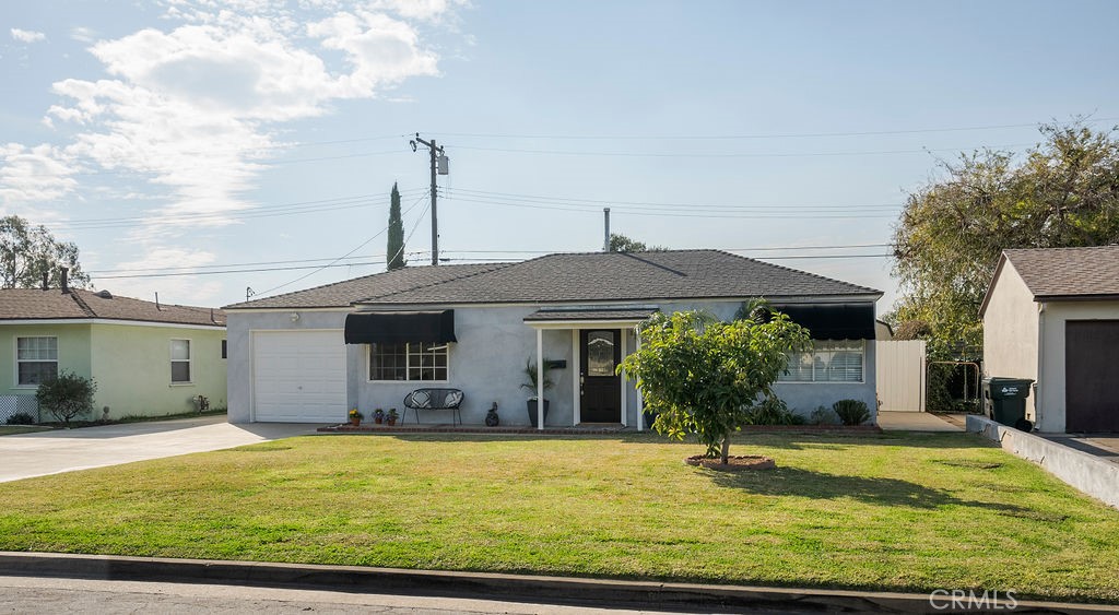 921 South Calmgrove Avenue