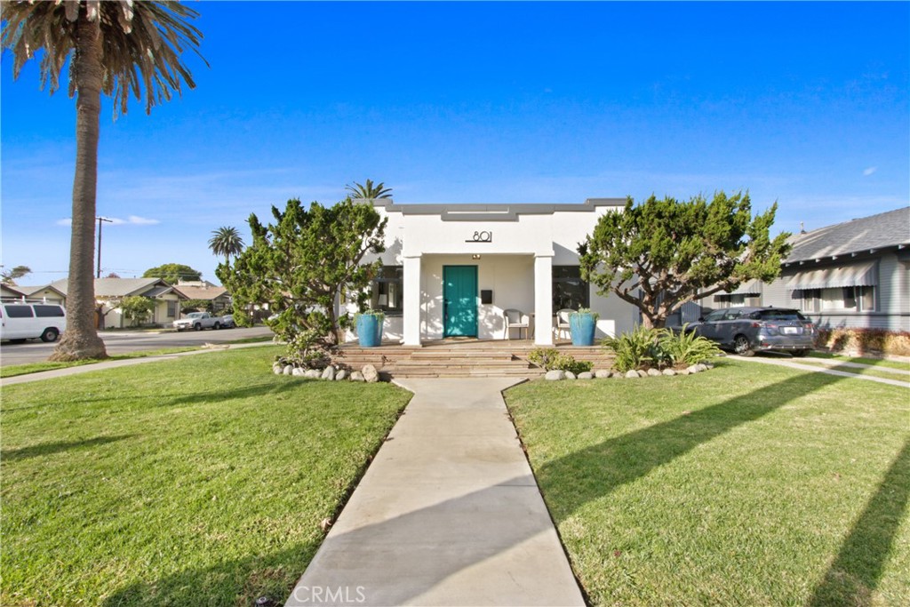 801 Molino Avenue